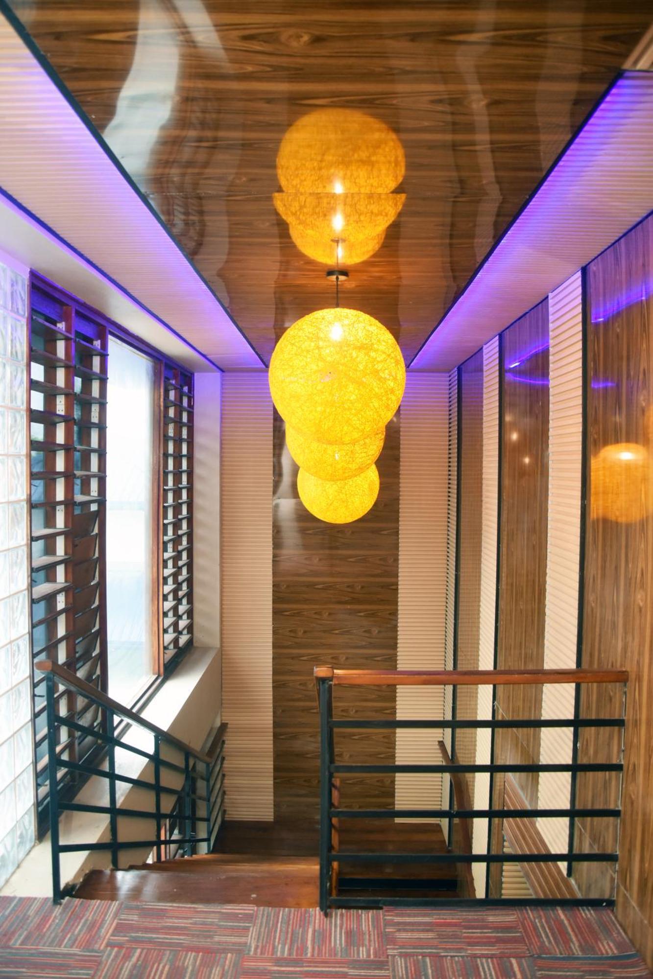 Bulabard Wailoaloa Hotel Нади Екстериор снимка