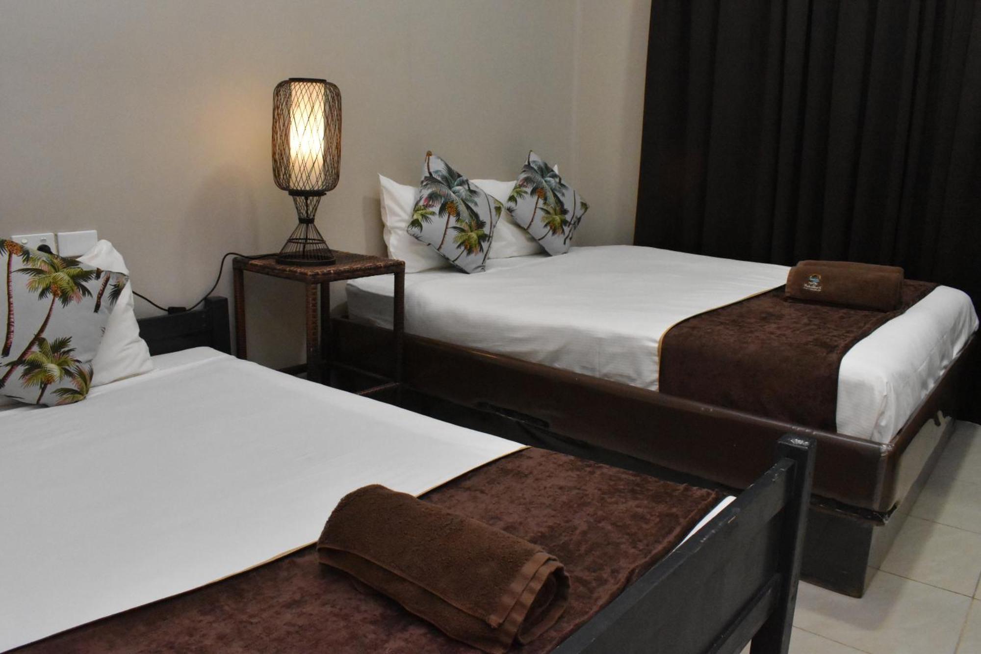 Bulabard Wailoaloa Hotel Нади Екстериор снимка