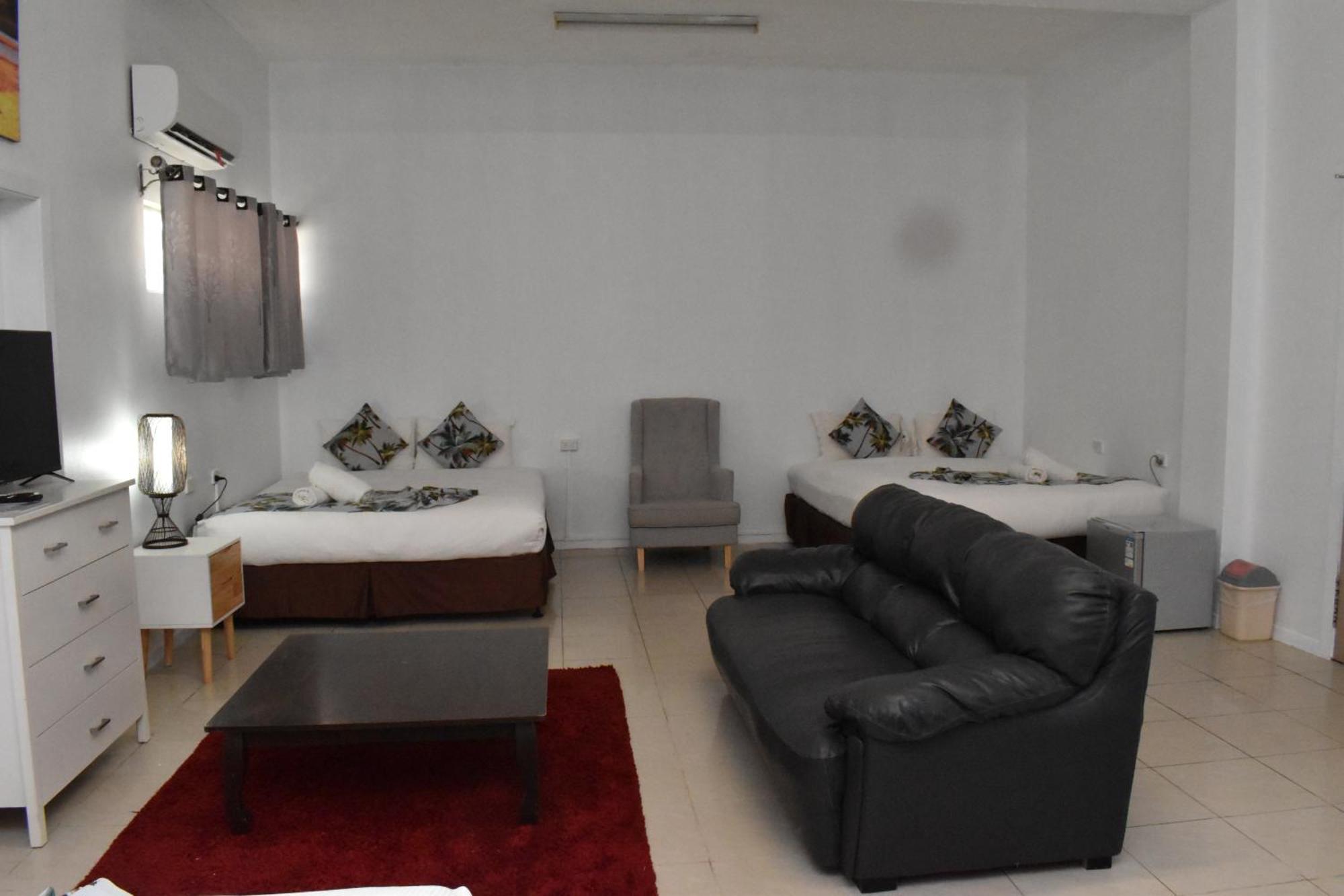 Bulabard Wailoaloa Hotel Нади Екстериор снимка